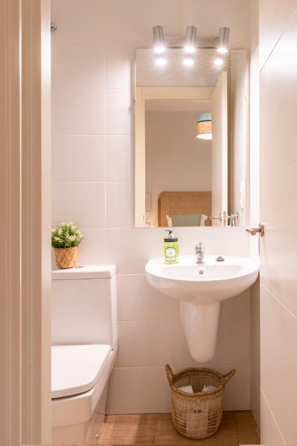 Lucia De Triana Apartment Seville Ngoại thất bức ảnh